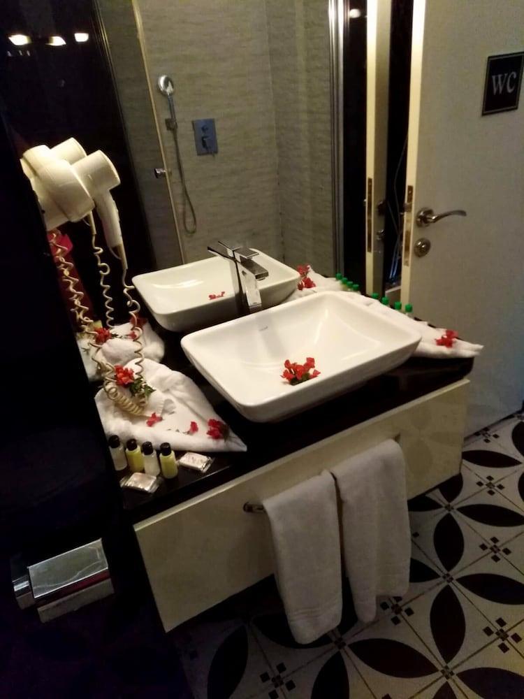 Wox Ew Hotel İzmir Kültér fotó